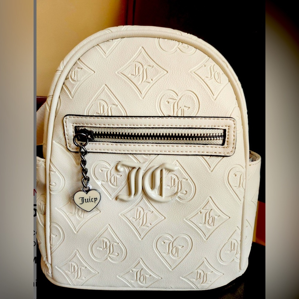 118$ Retail Juicy Couture Rare White Embossed Backpack NWT